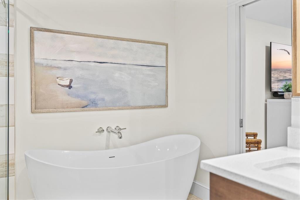 506 58th Street Holmes Beach, FL 34217 - Photo 44 of 95