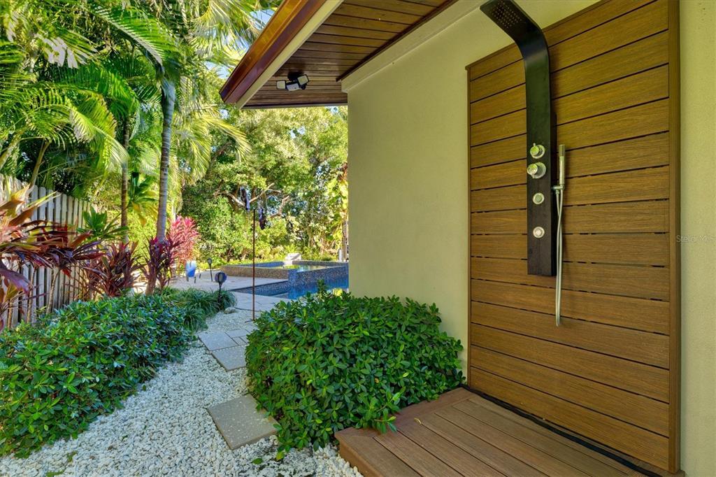 506 58th Street Holmes Beach, FL 34217 - Photo 84 of 96 a view of outdoor space and deck