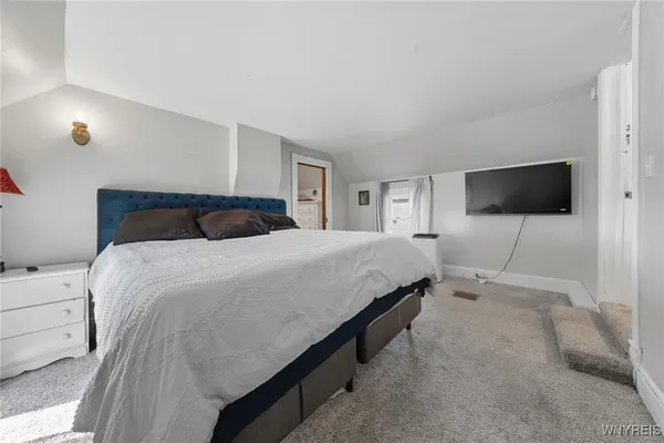 $319,900 | 5604 Gasport Road, Royalton, NY 14094