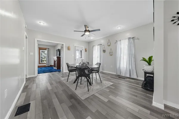 $319,900 | 5604 Gasport Road, Royalton, NY 14094