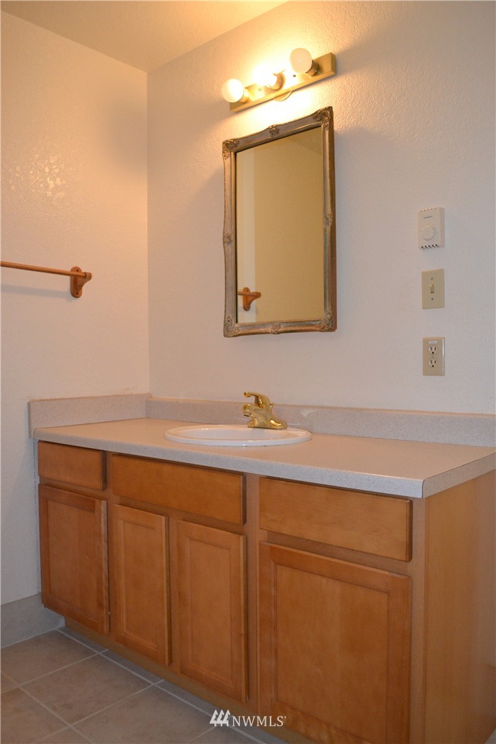 951 Robin Hood Loop Forks, WA 98331 - Photo 12 of 16 Gallery Image 12