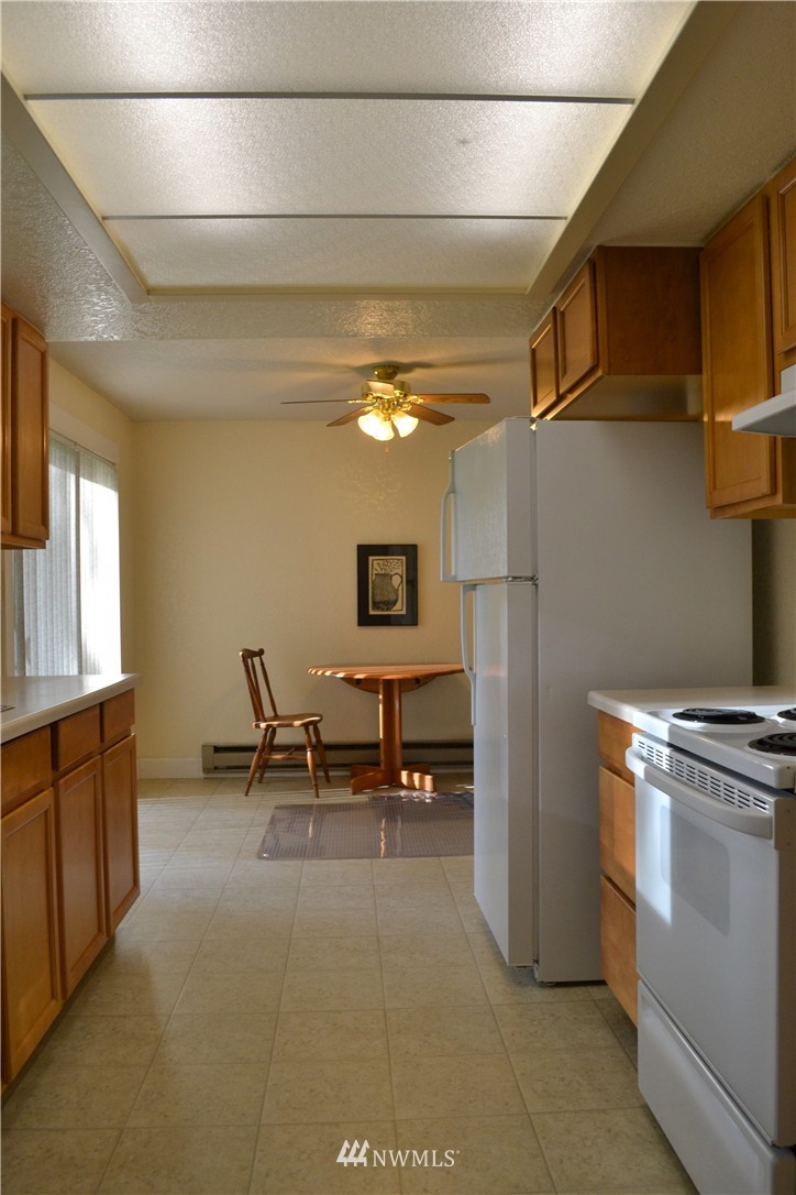 951 Robin Hood Loop Forks, WA 98331 - Photo 7 of 16 Gallery Image 7