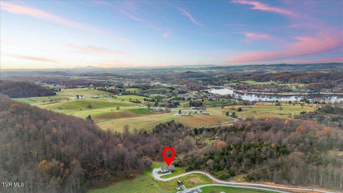 280 South Summer Sound Road Piney Flats, TN 37686 - Photo 11 of 54 45-DJI_20241127162014_0104_D