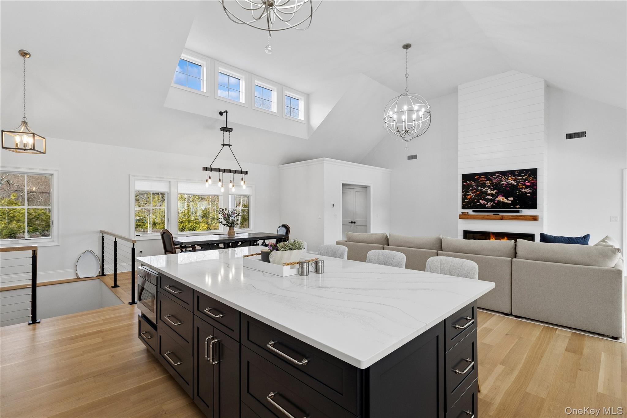 47 Old Riverhead Road Hampton Bays, NY 11946 - Photo 11 of 44