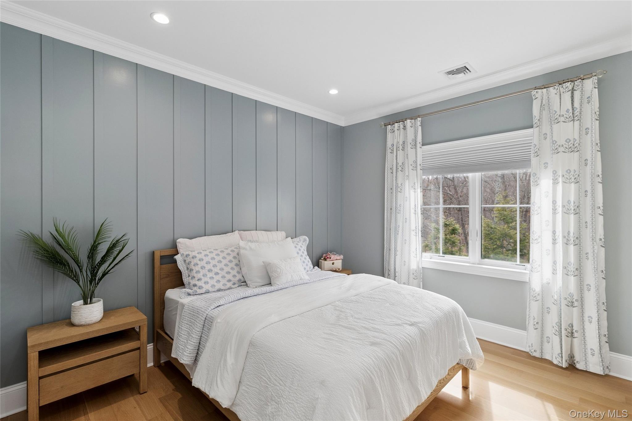 47 Old Riverhead Road Hampton Bays, NY 11946 - Photo 21 of 44