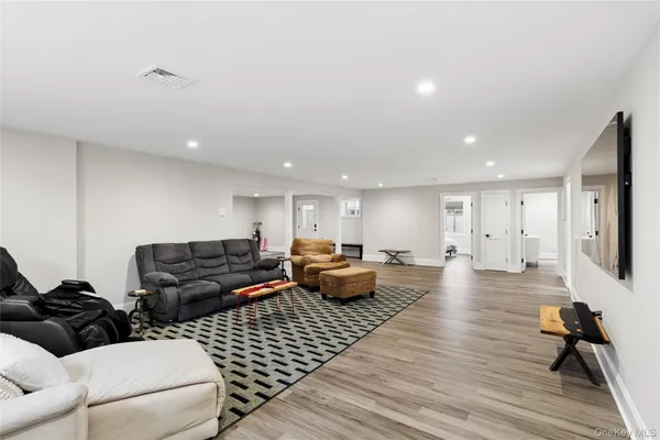 $35,000 | 47 Old Riverhead Road, Hampton Bays, NY 11946