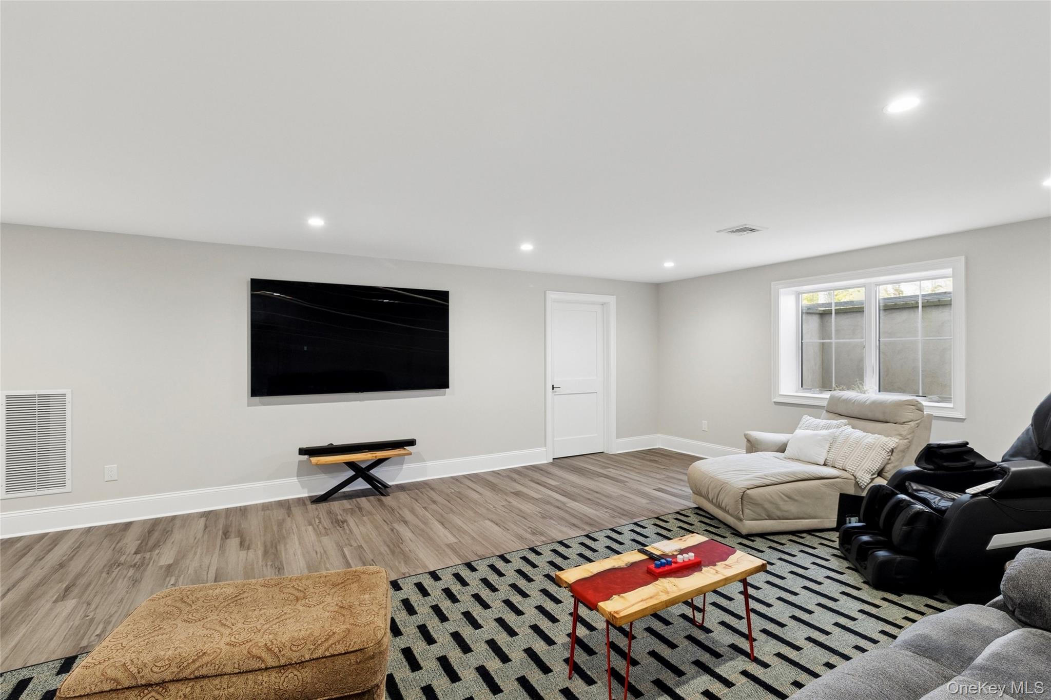 47 Old Riverhead Road Hampton Bays, NY 11946 - Photo 30 of 44