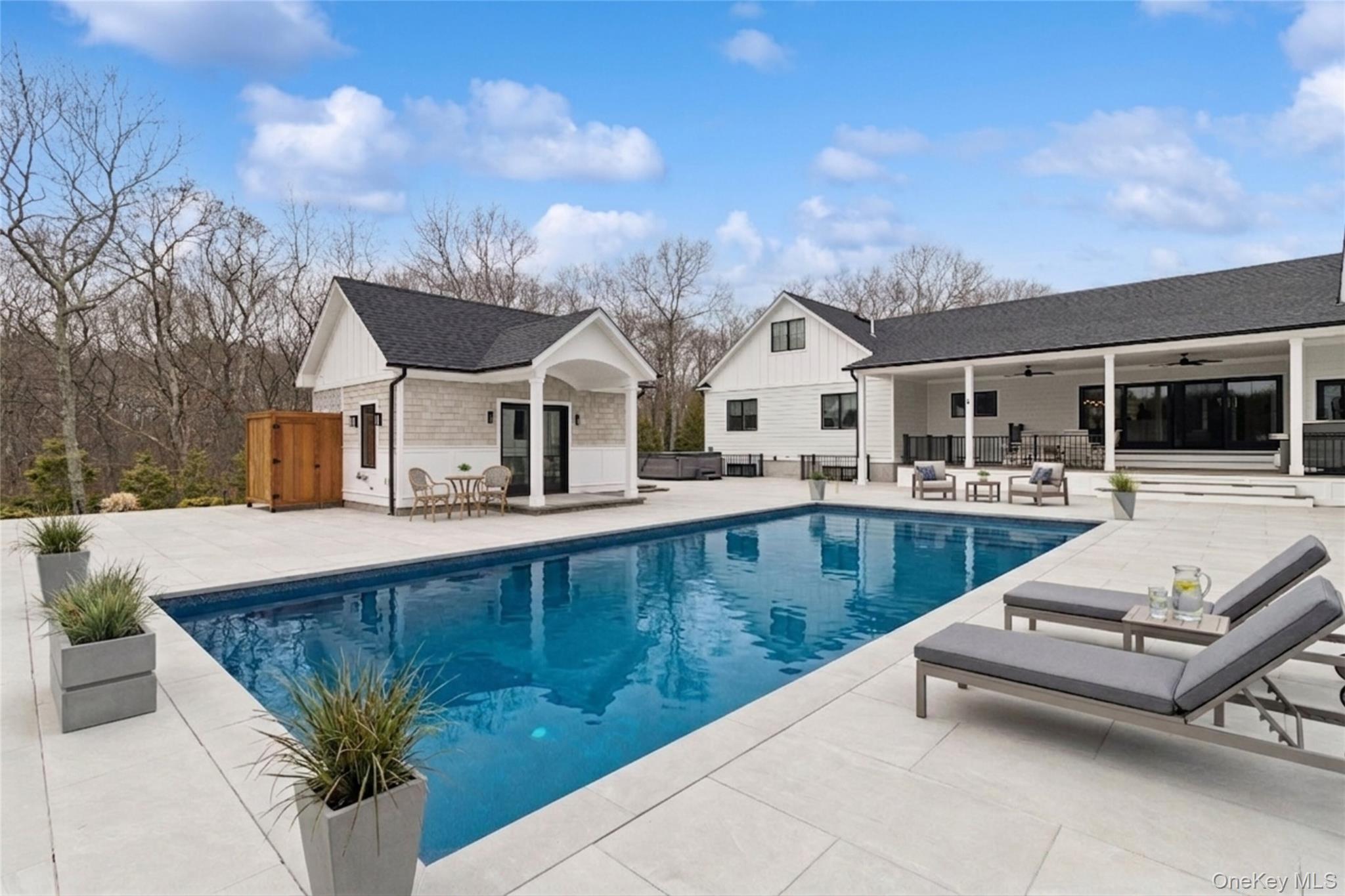 47 Old Riverhead Road Hampton Bays, NY 11946 - Photo 34 of 44