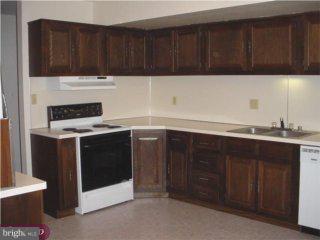 10 Fairway Road, Unit 10F Reading, PA 19607 - Photo 3 of 6 Gallery Image 3