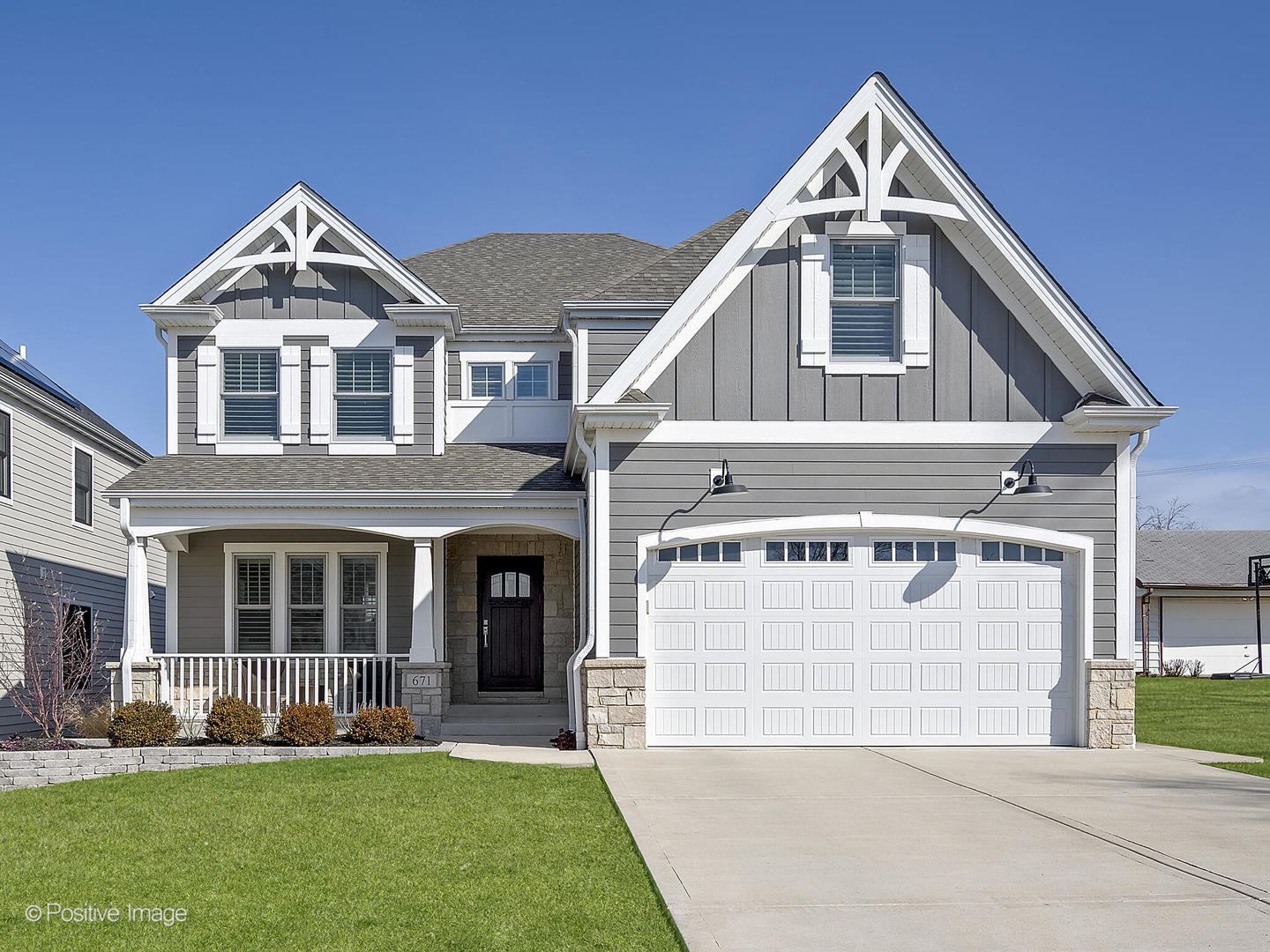 671 Mary Ct