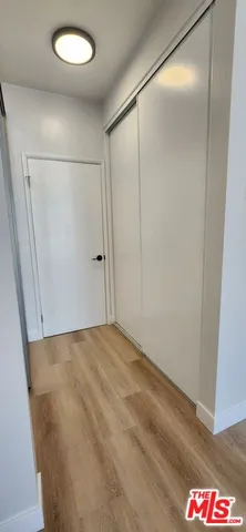 $2,895 | 14515 Dickens Street, Unit 402, Sherman Oaks, CA 91403