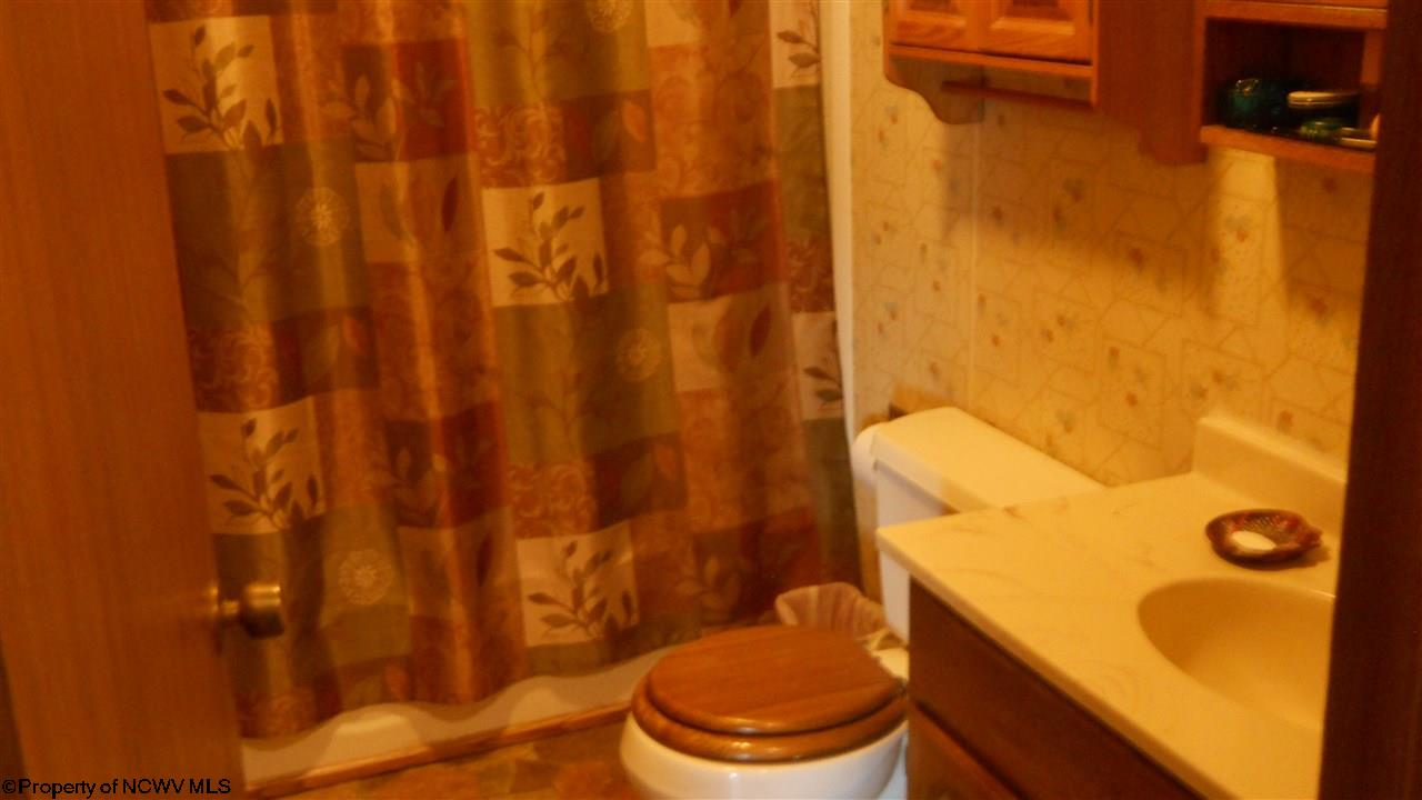 92 Valley Chapel Road Weston, WV 26452 - Photo 7 of 19 Gallery Image 7