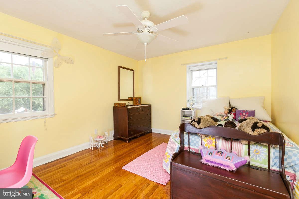 7405 York Road Towson, MD 21204 - Photo 15 of 30 Bedroom