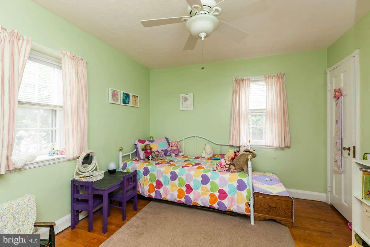 7405 York Road Towson, MD 21204 - Photo 16 of 30 Bedroom