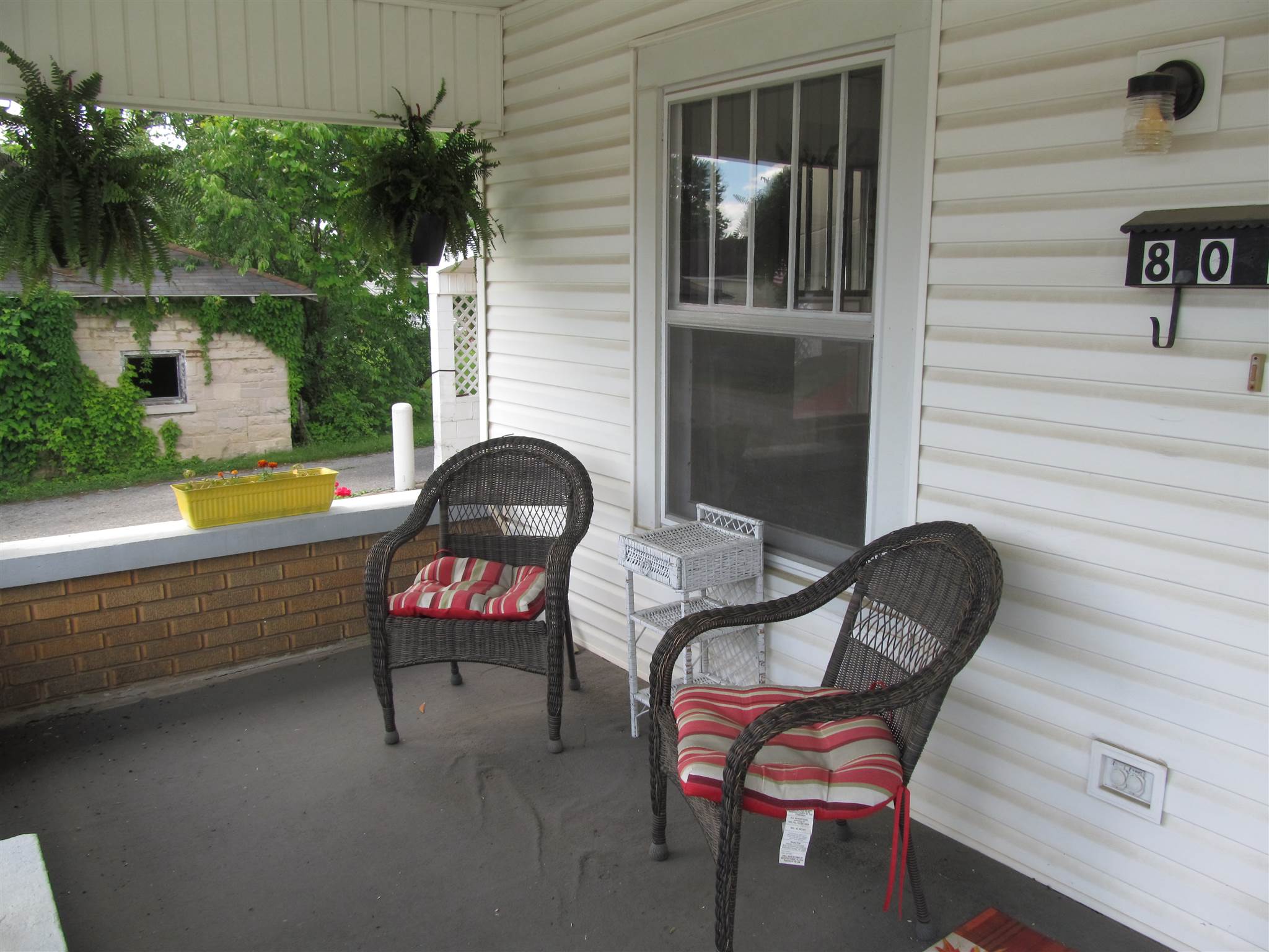 809 8th Street Bedford, IN 47421 - Photo 2 of 20 Gallery Image 2