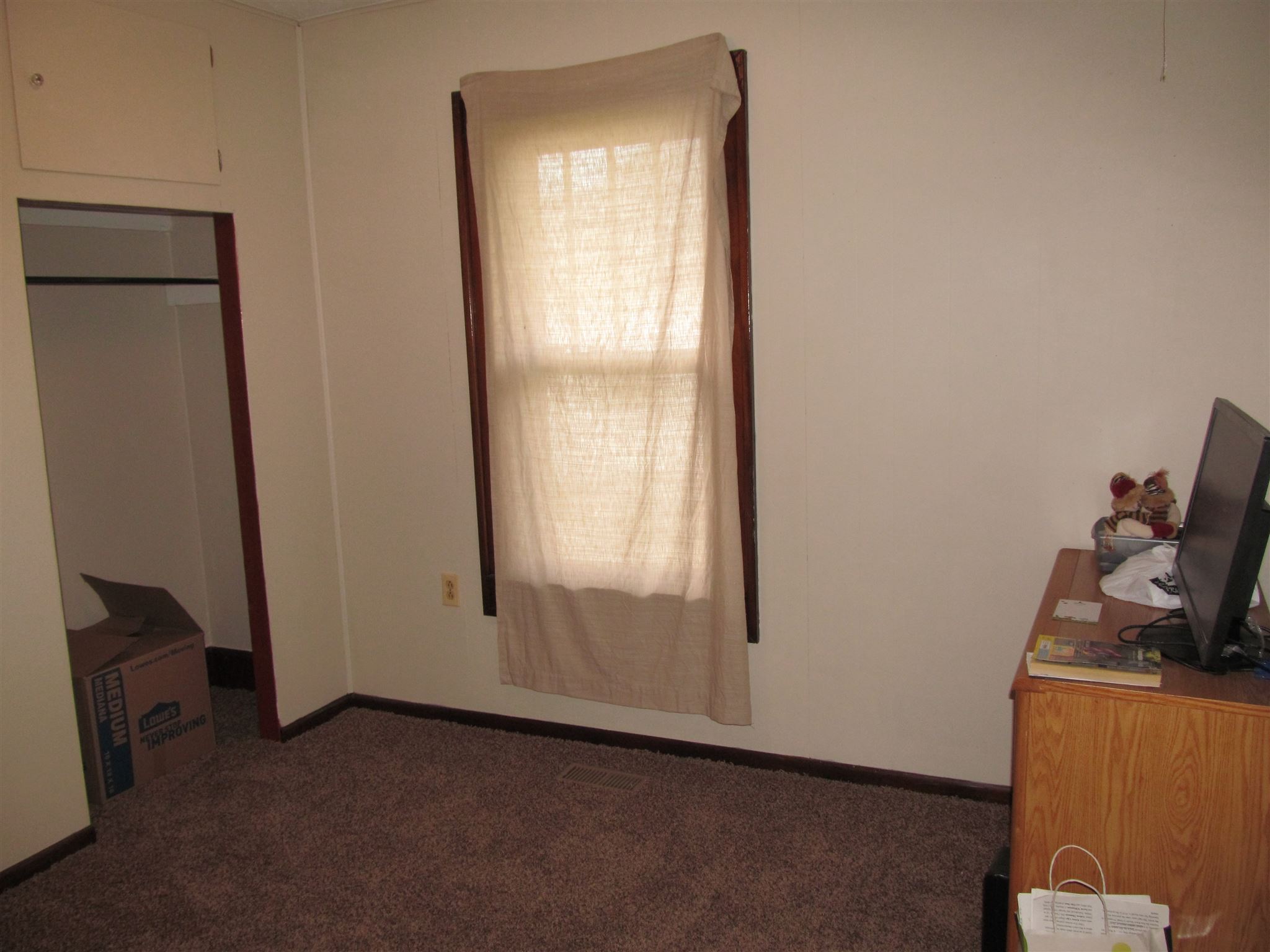 809 8th Street Bedford, IN 47421 - Photo 11 of 20 Gallery Image 11