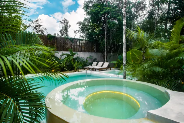 $357,420 | 15 Calle 33 Entre 22 Sur Y 31 Poniente 77760, Southbury, CT 06488