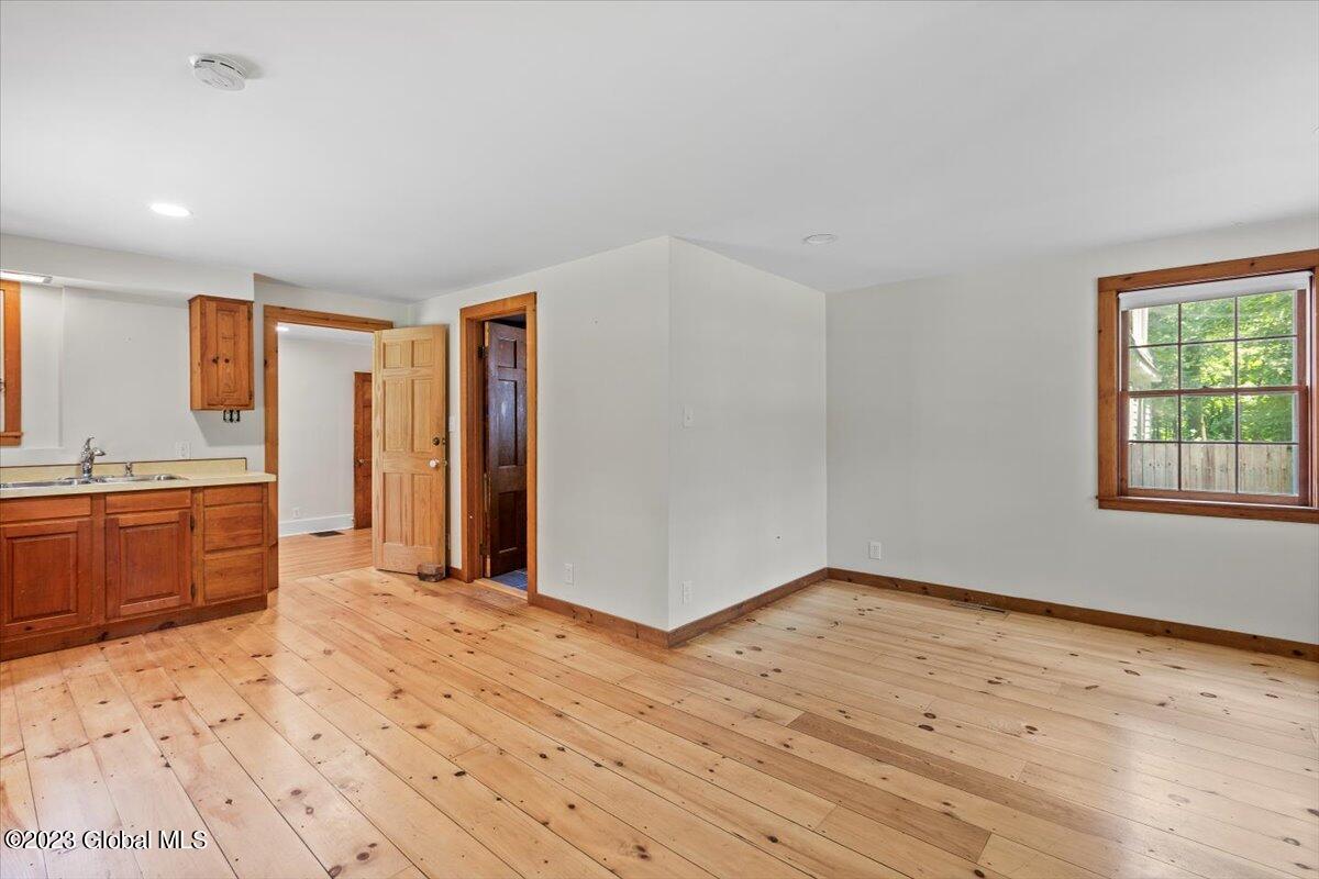 87 Scotch Bush Road Ballston, NY 12027 - Photo 19 of 41 31-MW2_6508