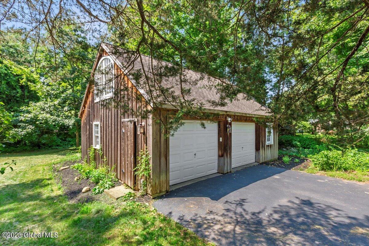 87 Scotch Bush Road Ballston, NY 12027 - Photo 32 of 41 40-MW2_6574
