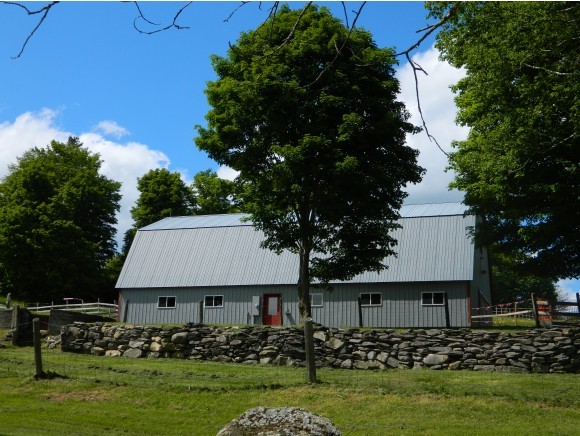 560 Daniels Farm Road Waterford, VT 05819 - Photo 3 of 36 Gallery Image 3