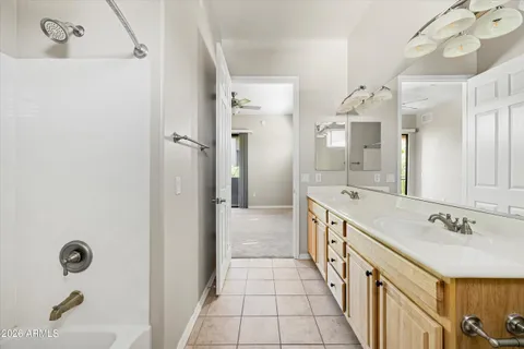 $299,000 | 3330 South Gilbert Road, Unit 2027, Chandler, AZ 85286