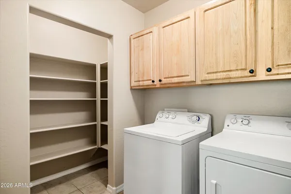 $299,000 | 3330 South Gilbert Road, Unit 2027, Chandler, AZ 85286