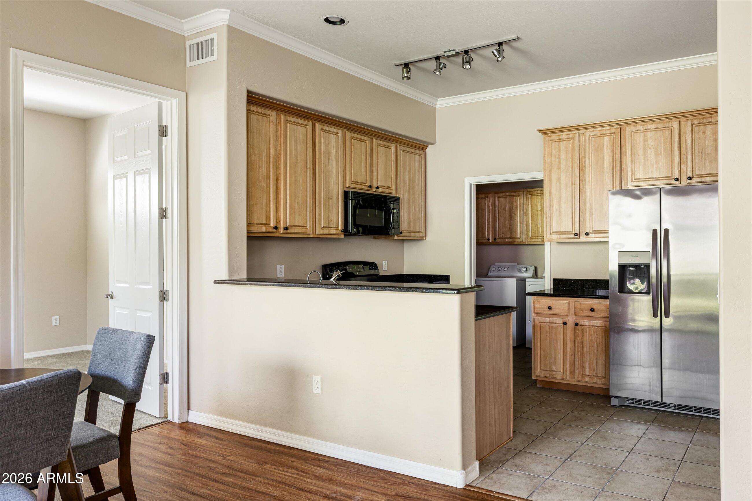 3330 South Gilbert Road, Unit 2027 Chandler, AZ 85286 - Photo 9 of 31 09-3330 S Gilbert Rd, #2027, Chandler, A