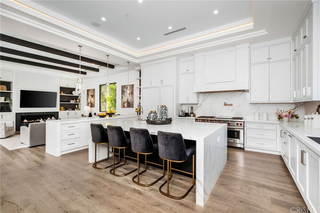 5412 Aldea Avenue Encino, CA 91316 - Photo 5 of 45