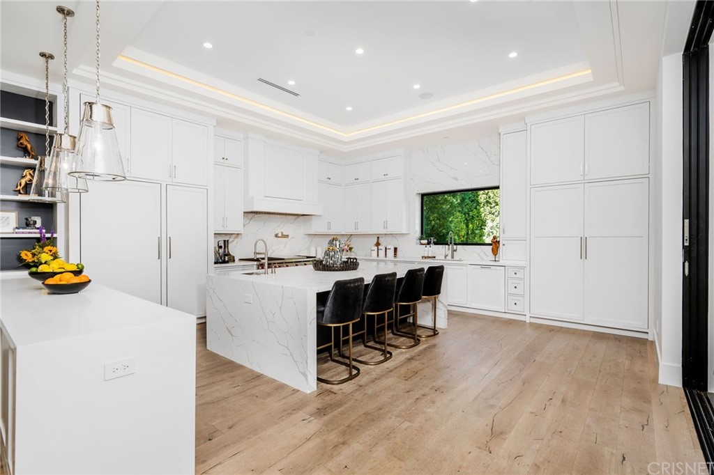 5412 Aldea Avenue Encino, CA 91316 - Photo 6 of 45