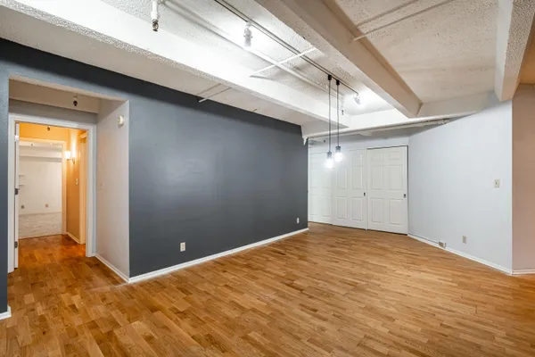 $359,900 | 270 East Highland Avenue, Unit 916, Milwaukee, WI 53202