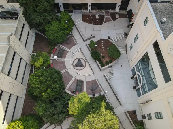 $359,900 | 270 East Highland Avenue, Unit 916, Milwaukee, WI 53202