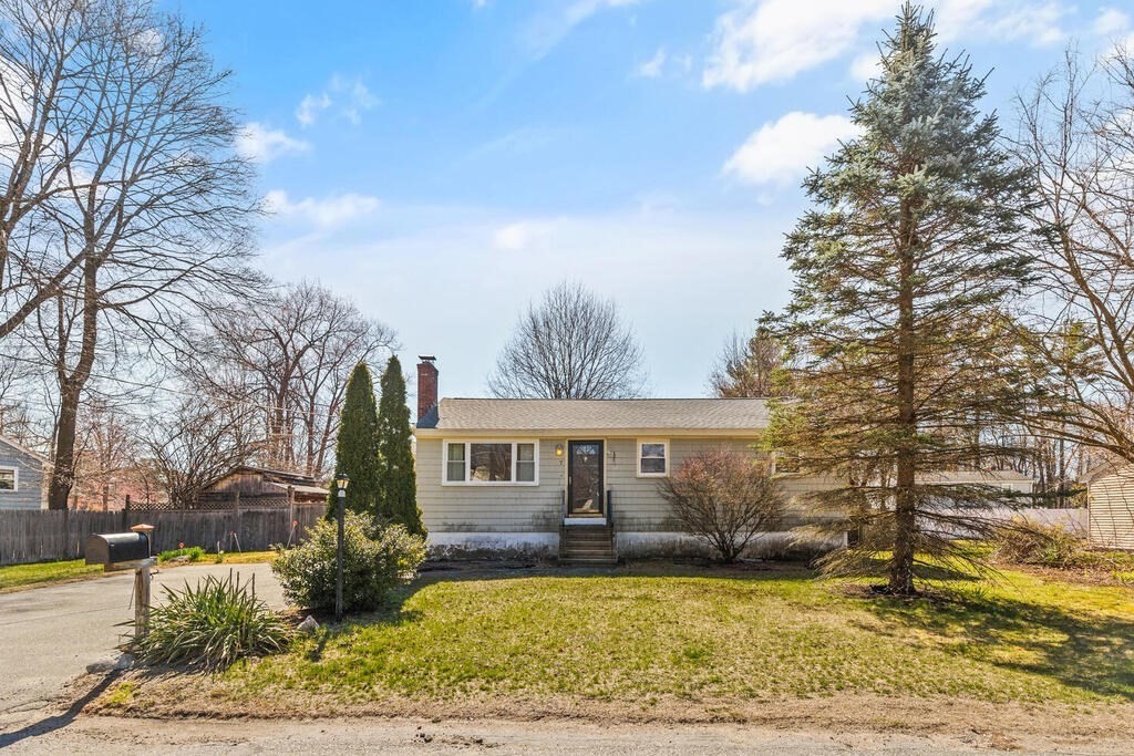 7 Davis Road Wilmington, MA 01887 - Photo 1 of 32 Gallery Image 1