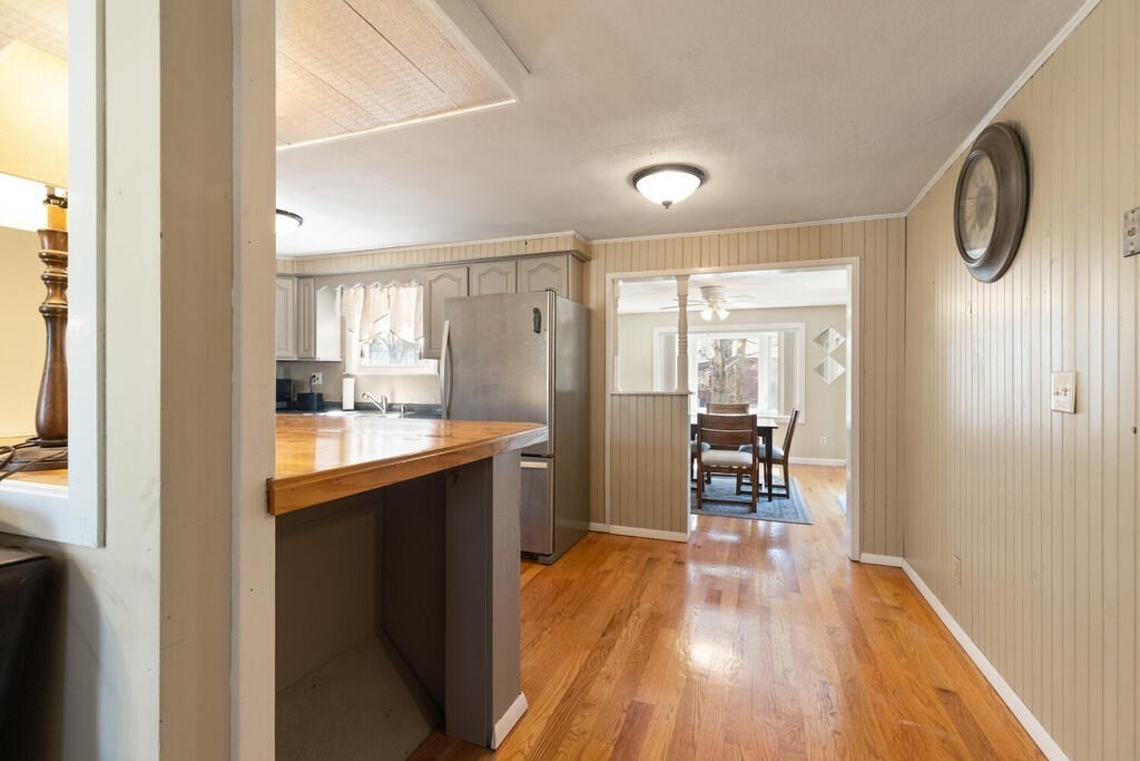 7 Davis Road Wilmington, MA 01887 - Photo 15 of 32 Gallery Image 15