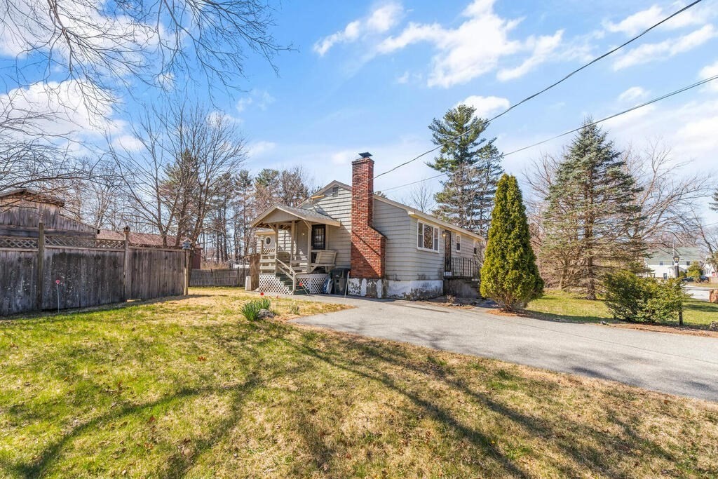 7 Davis Road Wilmington, MA 01887 - Photo 5 of 32 Gallery Image 5