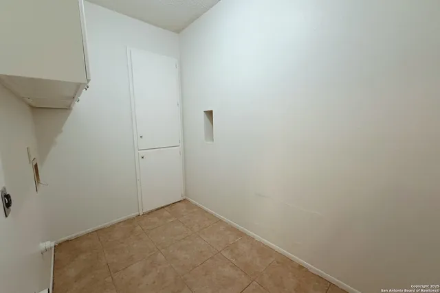 $299,999 | 14218 Fairwayhill, San Antonio, TX 78217