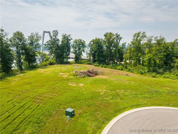$575,000 | 8014 Limestone Ridge Way, Jeffersonville, IN 47130