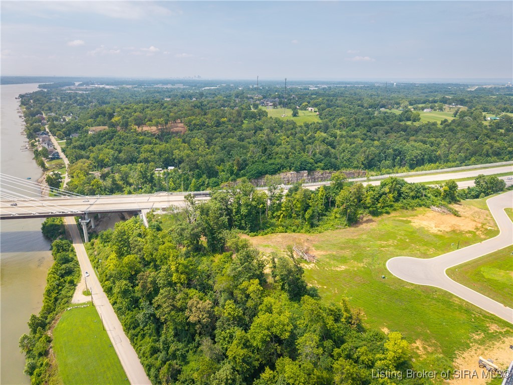 8014 Limestone Ridge Way Jeffersonville, IN 47130 - Photo 4 of 6