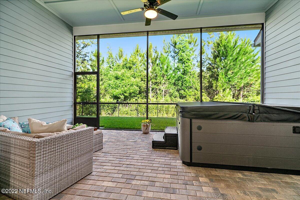 397 Glenneyre Circle St. Augustine, FL 32092 - Photo 25 of 34 Screened Lanai