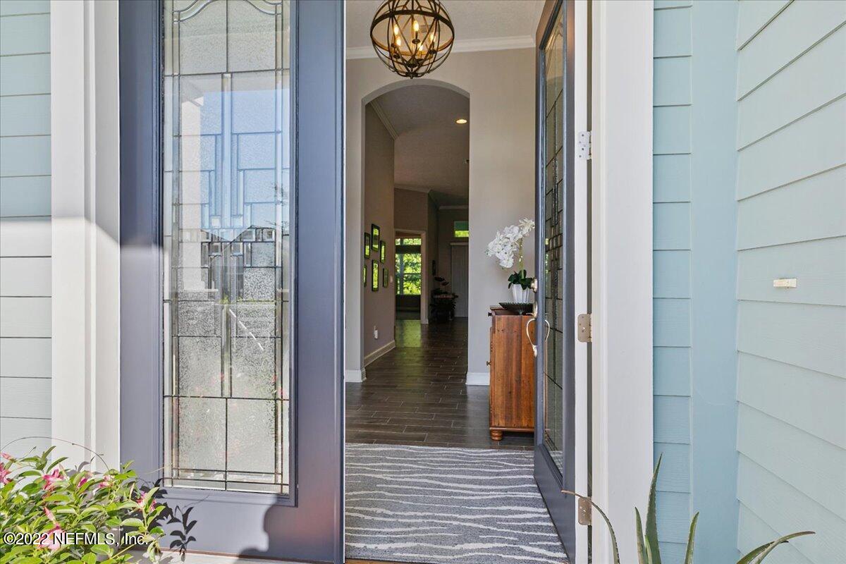 397 Glenneyre Circle St. Augustine, FL 32092 - Photo 3 of 34 Come on in!