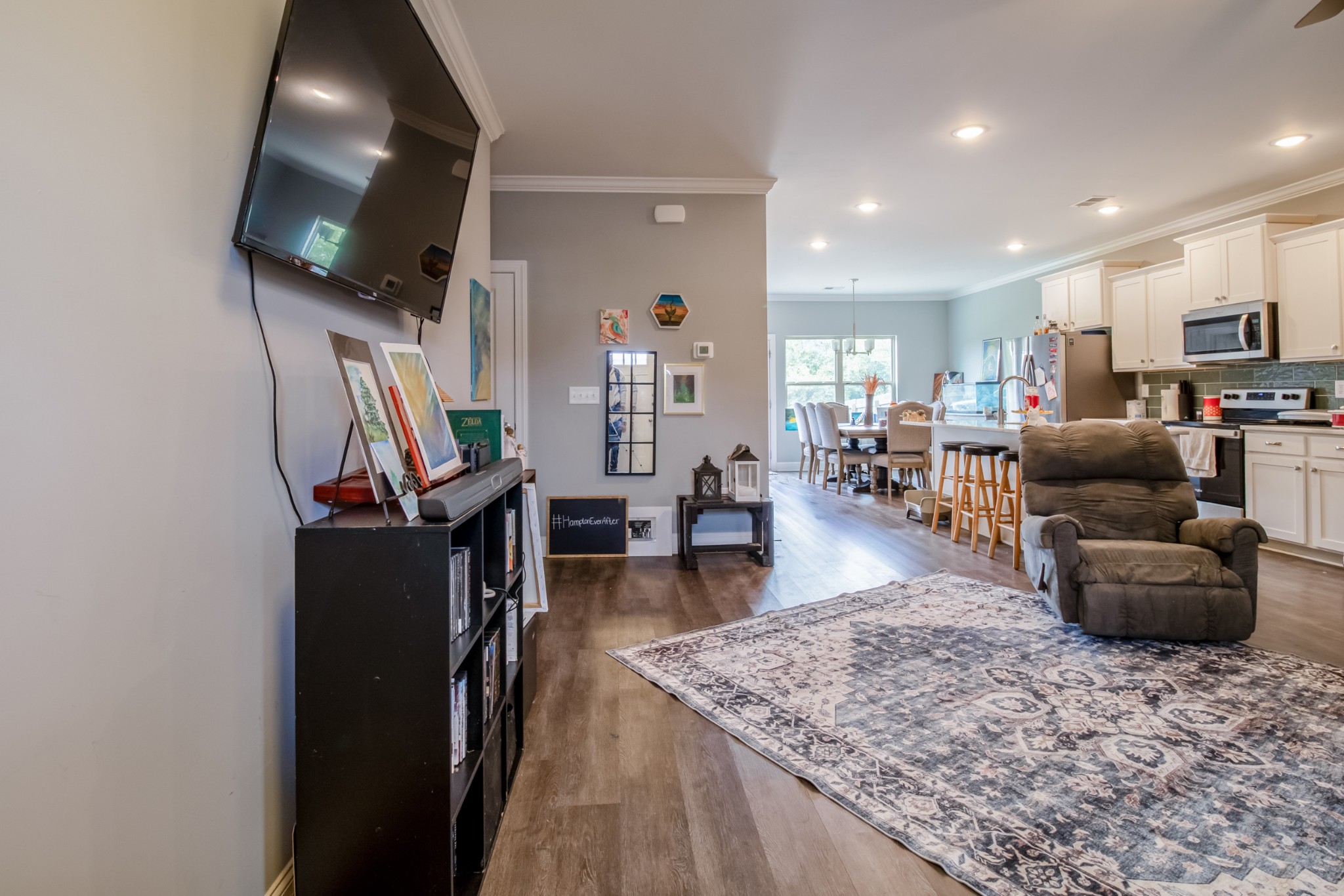 628 Bella Court Lebanon, TN 37087 - Photo 12 of 56 a living room with furniture and a flat screen tv
