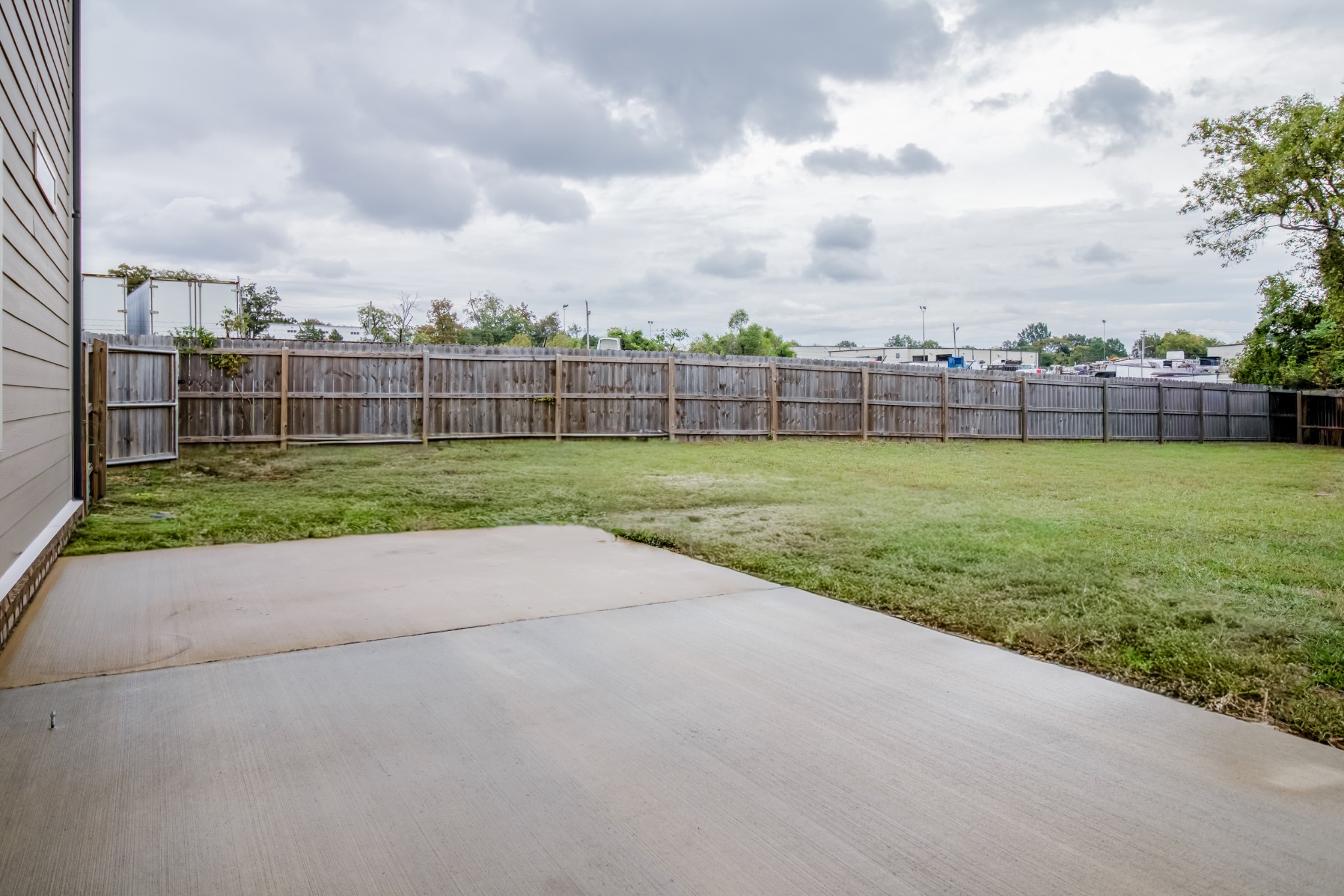 628 Bella Court Lebanon, TN 37087 - Photo 49 of 56 a view of a yard with wooden fence