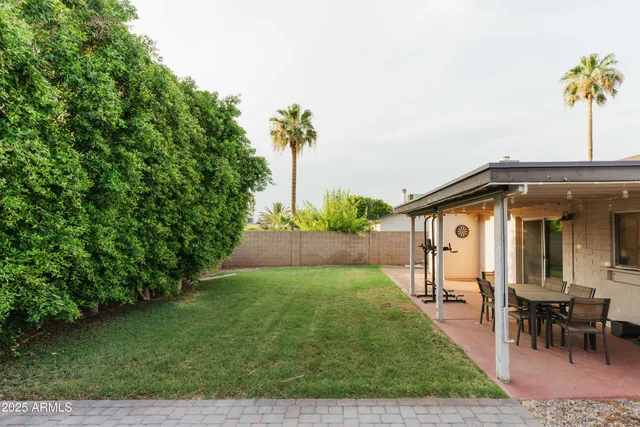 $2,900 | 2104 South Beverly, Mesa, AZ 85210