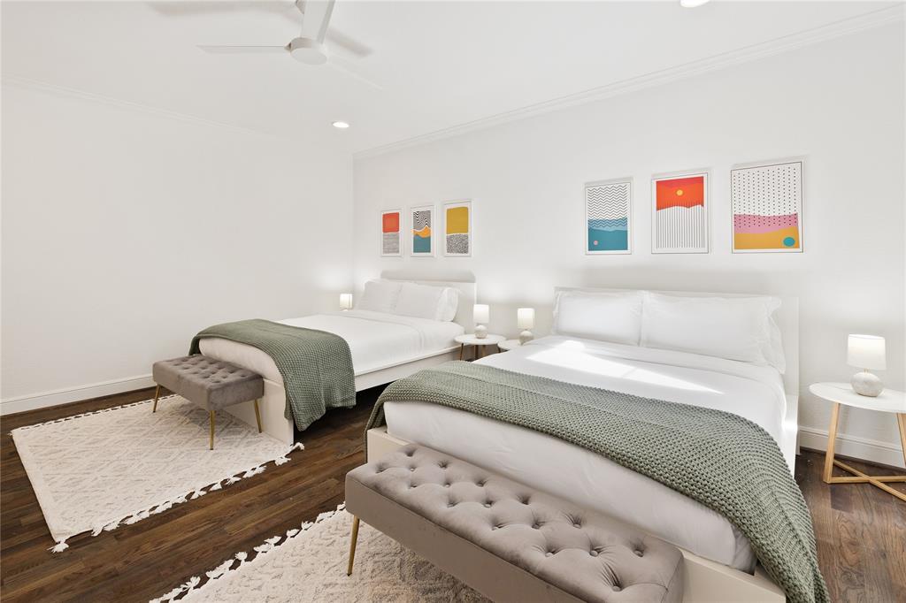 5014 Mission Avenue, Unit A Dallas, TX 75206 - Photo 22 of 26 a bedroom with two beds and a couch