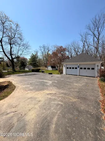 $600,000 | 319 Broadway Road, Freehold, NJ 07728