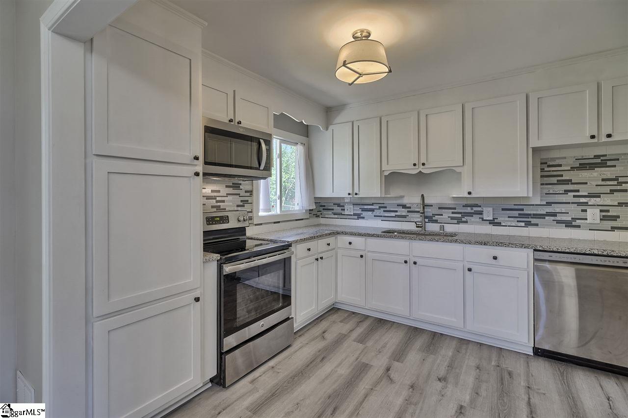116 Overbrook Drive Greer, SC 29650 - Photo 12 of 29 Gallery Image 12
