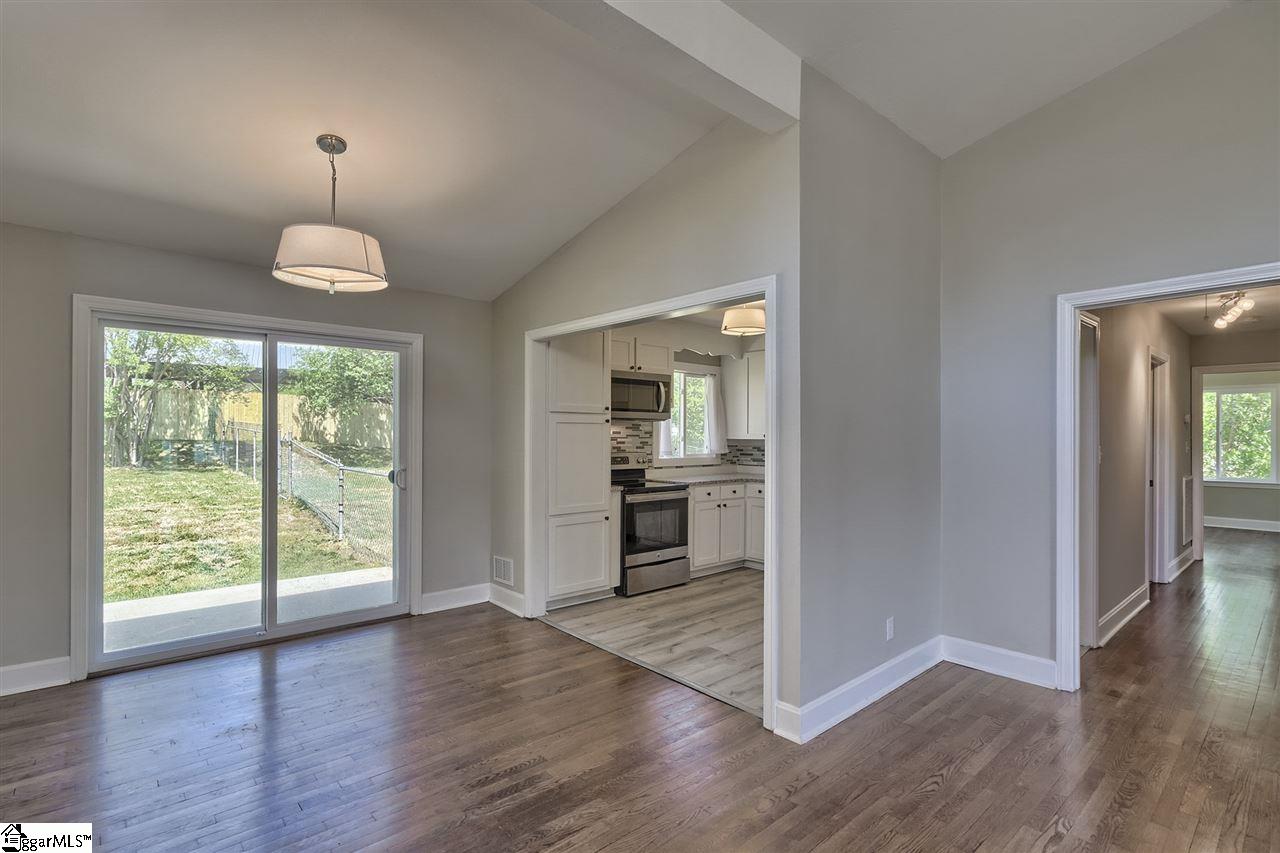 116 Overbrook Drive Greer, SC 29650 - Photo 3 of 29 Gallery Image 3
