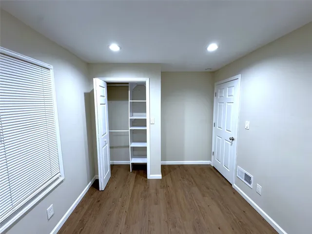 $1,650 | 33 1/2 Oak Street, Johnson City, NY 13790