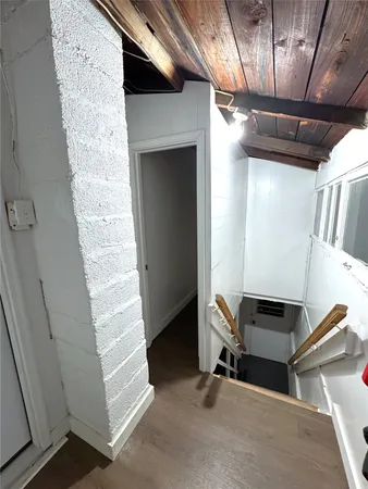 $1,600 | 33 1/2 Oak Street, Johnson City, NY 13790