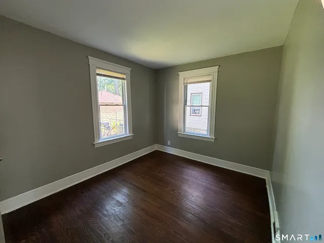 $460,000 | 334 Hollister Street, Stratford, CT 06615