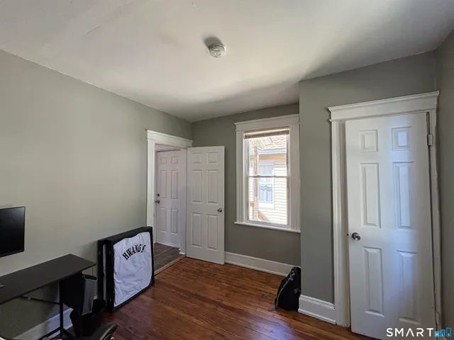 $460,000 | 334 Hollister Street, Stratford, CT 06615